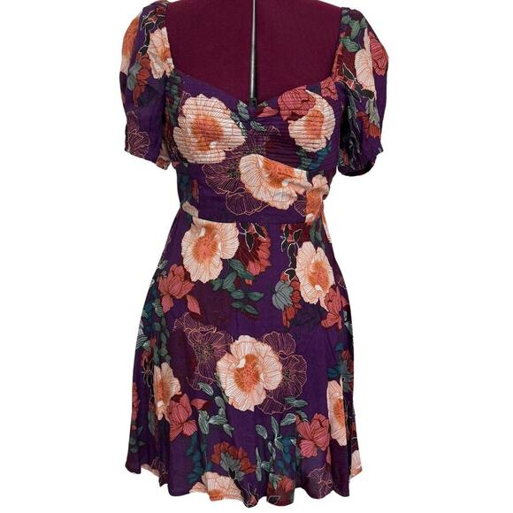 BAND OF THE FREE Aimee Floral Puff Sleeve Quilted Smocked Dress Purple NWT Large - Picture 4 of 11